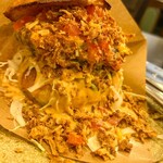 EBIJIN 小樽店 - 熊肉バーガー