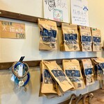 EBIJIN - 1階レジ前雑貨コーナー