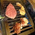 飛騨焼肉ホルモンぼたん - 