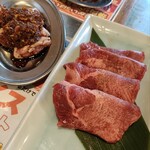 飛騨焼肉ホルモンぼたん - 