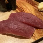 鶴すし - 本マグロ　1貫220円