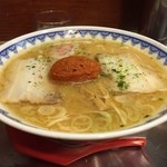 龍上海 - ラー博は俺の社員食堂。  赤湯からみそラーメソ！  寒い冬は味噌ラーメソがイイね。からみそで身体も温まる。食べ進めるとドンドン刺激が強くなるのも特徴。イイね！ 