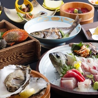 伊勢志摩の海の幸を豊富な料理で。牡蠣も海鮮も楽しみたい方に