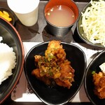 ひな鶏 伊勢ゐ - 料理写真:ダブル唐揚げ定食