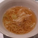 遊食豚彩 いちにいさん 銀座店 - めんつゆにつけて食べる　ネギたっぷり！