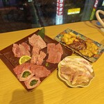 YAKINIKUEN 忍鬨 大阪梅田店 - 