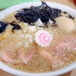 MONCHAN RAMEN SHUN - 背脂中華(醤油)+味玉