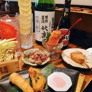 串カツ×地酒で乾杯♪宴会や仕事帰りにぴったりのコースをご用意