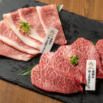 飛騨焼肉ホルモンぼたん - 料理写真:上ロース・しもふり（各1人前）