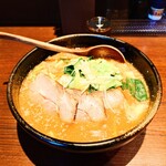 やぐら亭 - ■ 味噌野菜ラーメン (チャーシュー 1) 少なめ、990円
■ ハーフチャーシュー (2枚)、220円