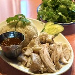 スコンター - ・カオマンガイランチ 1,320円/税込
・追いパクチー +165円/税込