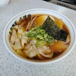 らーめん くぼ田 - 醤油チャーシューワンタンメン：1400円