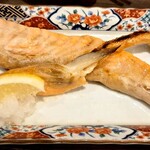 立ち呑み ソメアカ - 炙り鮭ハラス