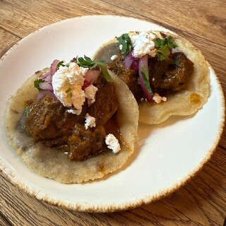 ロティー チキン アンド ジャッキー タコス_2