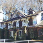 パペルブルグ - 確かに圧倒的な存在感