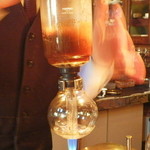 パペルブルグ - サイフォンで淹れてくれます