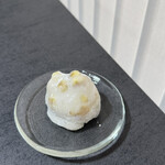 まるに抱き柏 - 