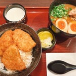 かつ丼 政家 - 料理写真:タレカツとカレーうどん
