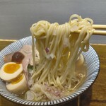 貝だし麺 きた田 - 麺リフト