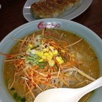 くるまやラーメン - みそラーメン・餃子