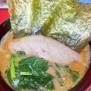 横浜ラーメン 新横家_0