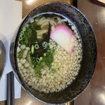카메리아 - シンプルながら美味しいうどん。