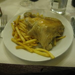 Bouillon CHARTIER - 鶏肉のグリル風。正式名称分からず…