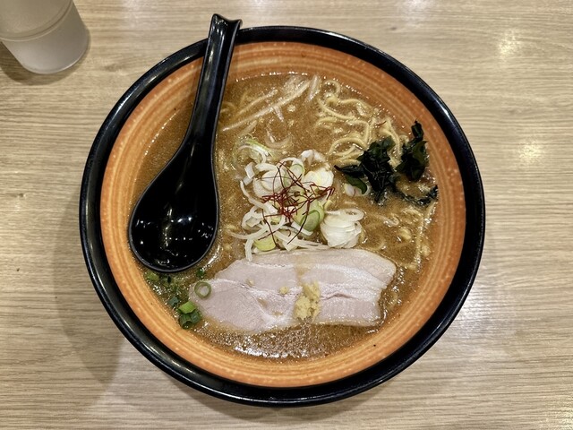 麺や 虎鉄 千歳店 - 千歳/ラーメン | 食べログ