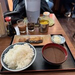 めし屋 - 