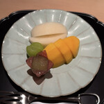 土方 - ルビーロマン  シャインマスカット  幸水  黄金娘