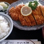 とんかつ亭有家 - わらじとんかつ