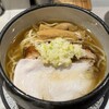 人類みな麺類とエスサワダ