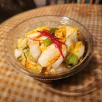 セブンイレブン - 料理写真:ラー油仕立てのピリ辛白菜
