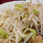 ラーメン二郎 - ヤサイ（そのまま）