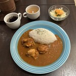 洋食キッチン シャトー - 【2026.1.23(金)】Special menu C（バターチキンカレー＋野菜サラダ＋スープバー）980円＋ドリンクバー0円