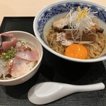 あら炊き中華そば 魚櫓魚櫓 - 