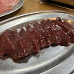焼肉 幸 - 炙りレバー400円×2！