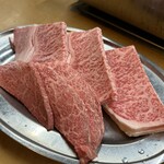 焼肉 幸 - 松阪牛850円×2！