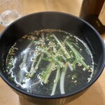 焼肉 幸 - ワカメスープ！