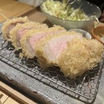 とんかつ ひこのや - ロースカツ定食