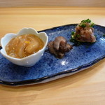 小判寿司 - 塩辛､海鼠､鯵のたたき｡