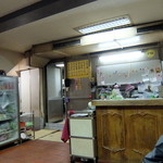 八珍小吃 - 厨房側