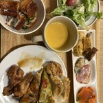 KAREN 浜名湖 with Dog - 鰻丼、浜松餃子、手羽元みかん煮、キッシュ3種類