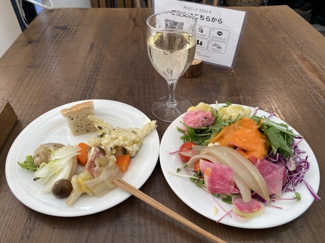 Farm Cafe mothers 堀江店 （ファームカフェ マザーズ）のご予約 - 西