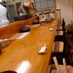 お食事処きじま - 清潔なカウンター