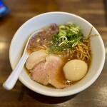 貝と牛と中華そば うみ虎 - 