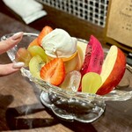 Fruits Bistro SABLIER - 