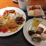 ノーザンテラスダイナー - 自由に取るフードとスイーツ