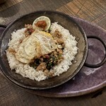 yaab thai - ガパオライス。