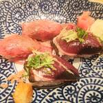 藁焼き鰹たたき明神丸 KITTE大阪店 - 土佐和牛の握り、塩たたき握り